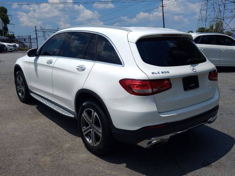 2018 Mercedes-Benz GLC-Class Image 8