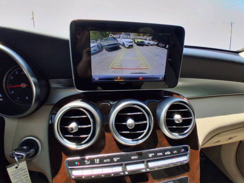 2018 Mercedes-Benz GLC-Class Image 21