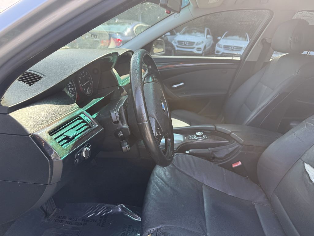 2010 BMW 5 Series Image 7