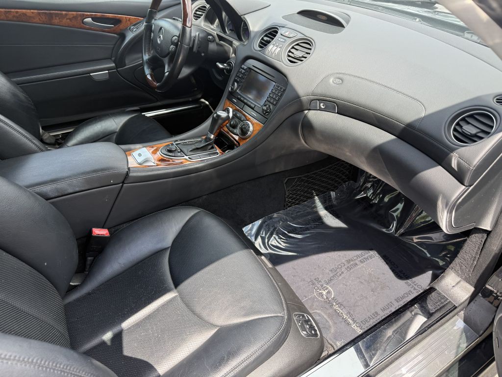 2007 Mercedes-Benz SL-Class Image 10