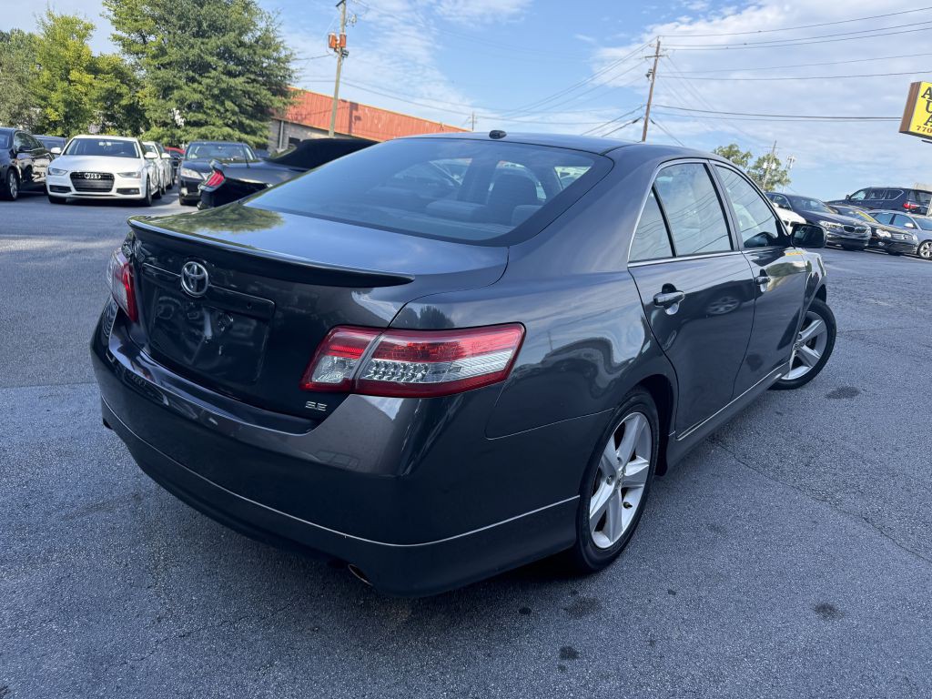 2010 Toyota Camry Image 5