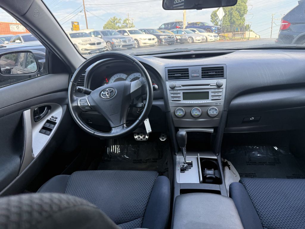 2010 Toyota Camry Image 11