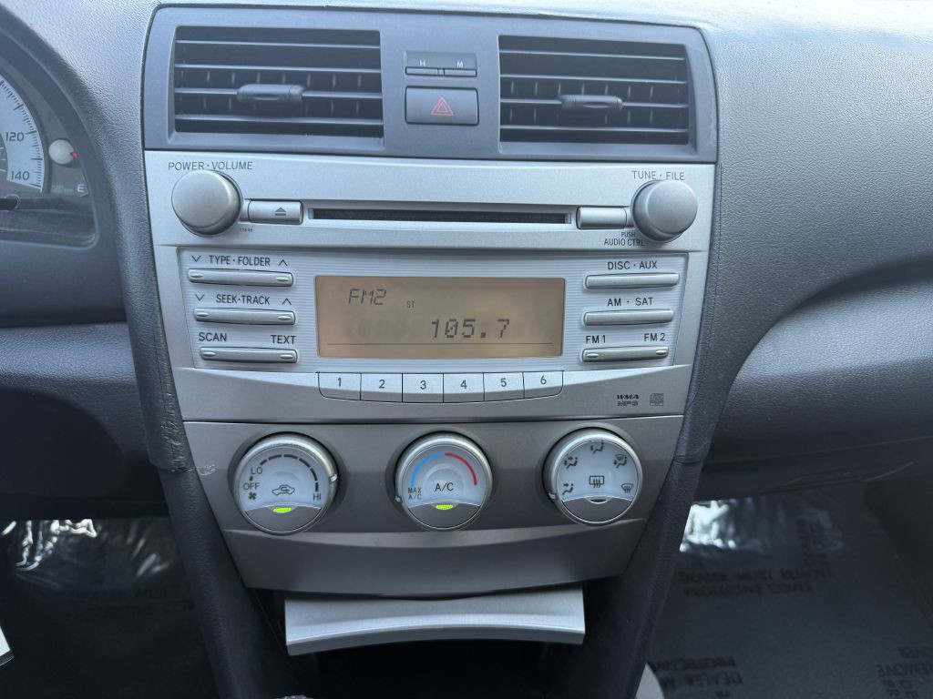 2010 Toyota Camry Image 13