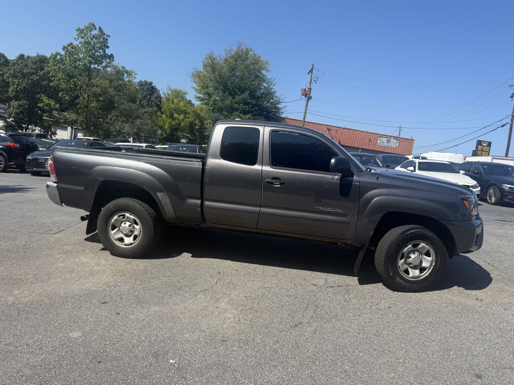 2015 Toyota Tacoma Image 4