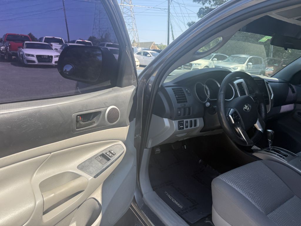 2015 Toyota Tacoma Image 7