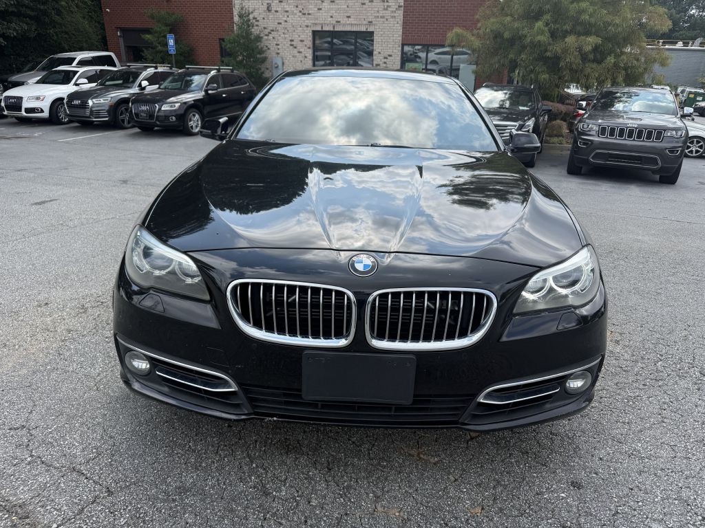 2014 BMW 3 Series Image 2