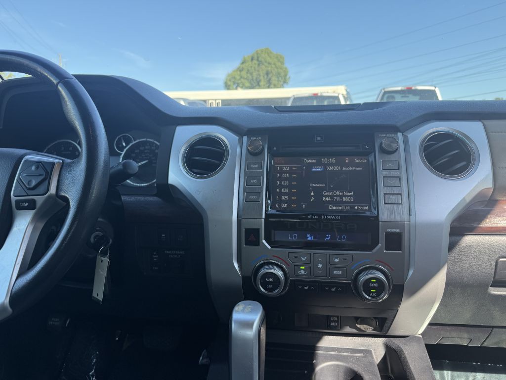 2017 Toyota Tundra Image 10