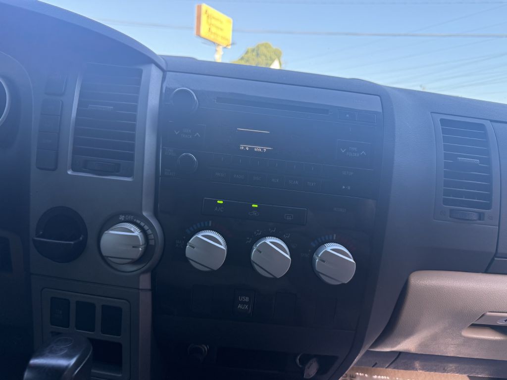 2010 Toyota Tundra Image 12