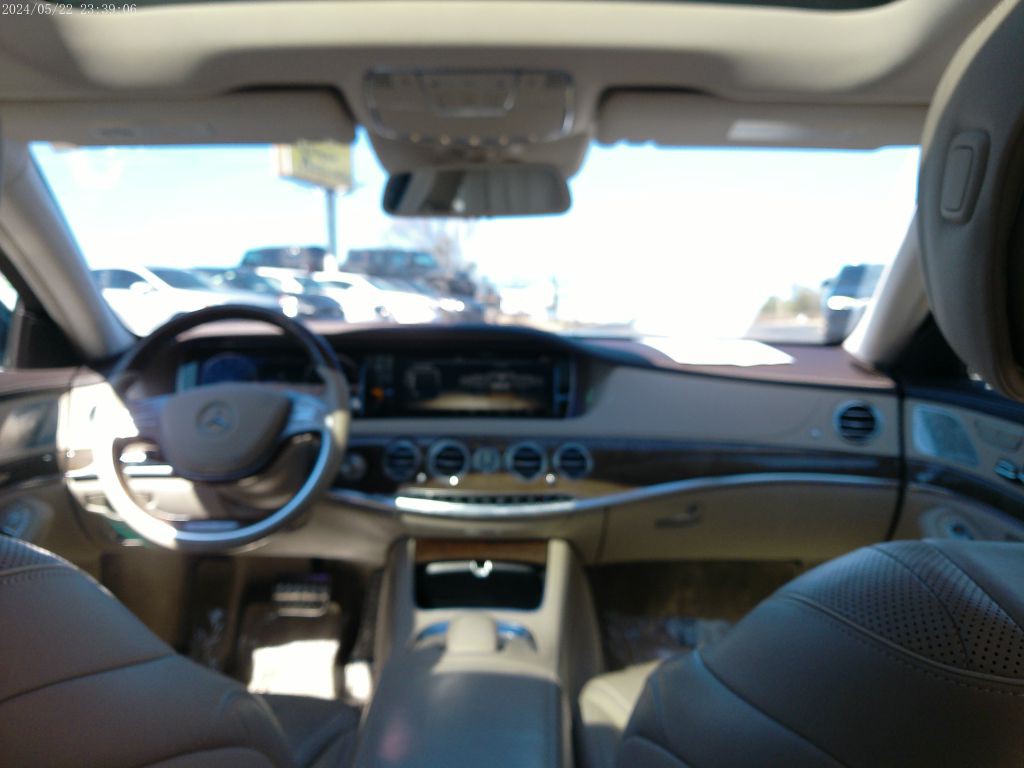 2014 Mercedes-Benz S-Class Image 14