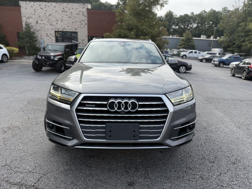 2017 Audi Q7 Image 2