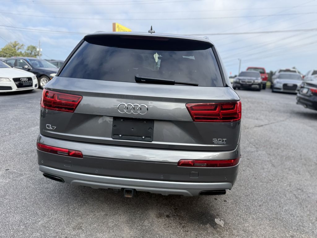 2017 Audi Q7 Image 6