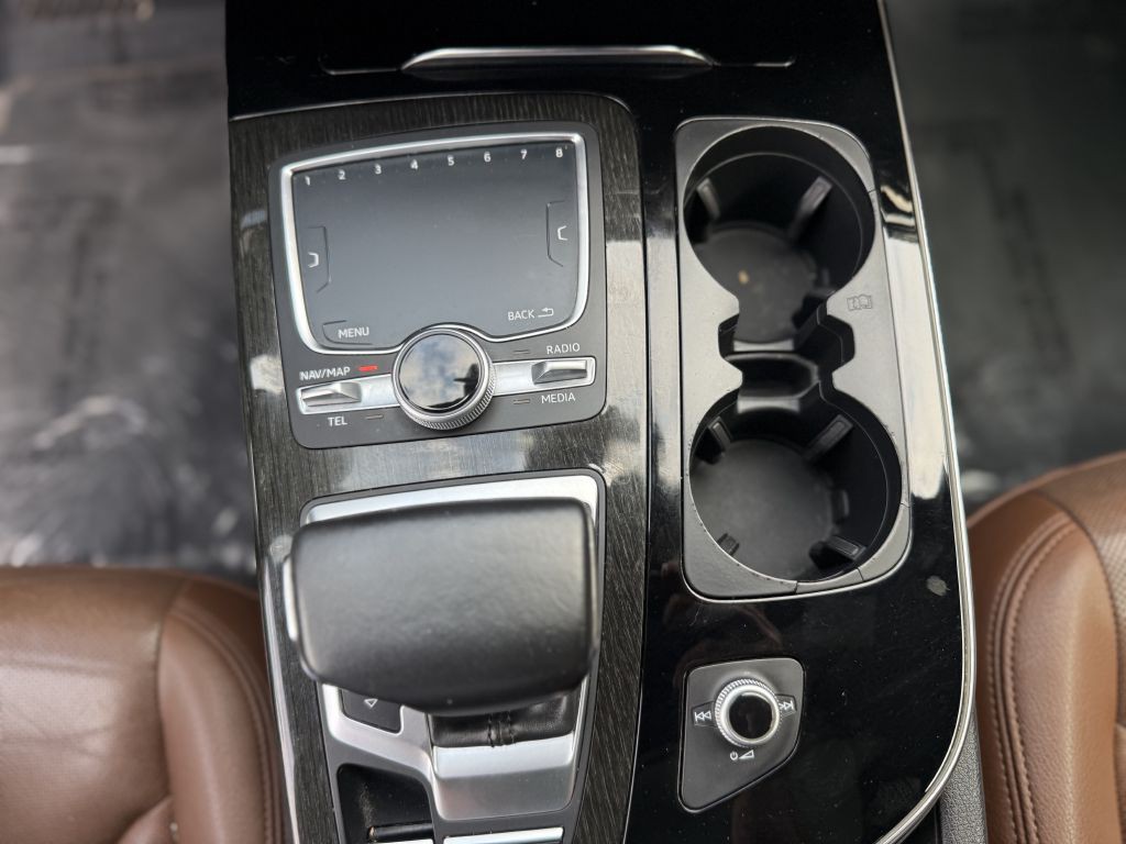 2017 Audi Q7 Image 16