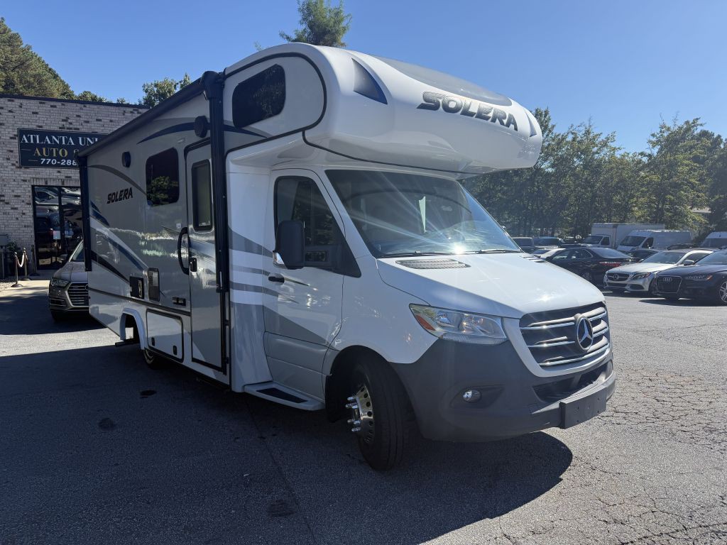 2024 Mercedes-Benz Sprinter Image 3