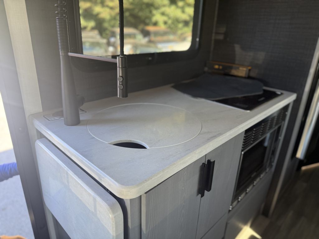 2024 Mercedes-Benz Sprinter Image 13