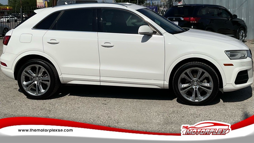 2017 Audi Q3 Image 1