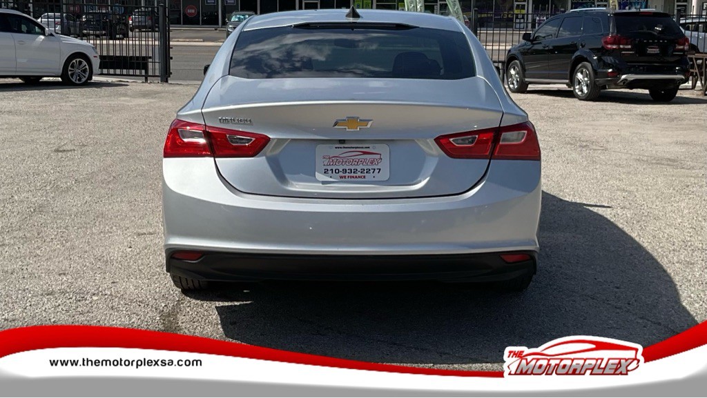 2020 Chevrolet Malibu Image 5