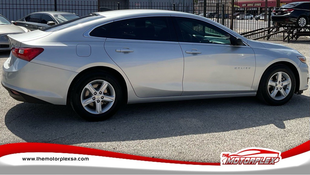 2020 Chevrolet Malibu Image 6