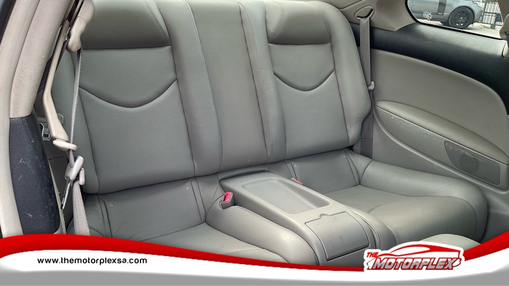 2009 INFINITI G37 Image 10