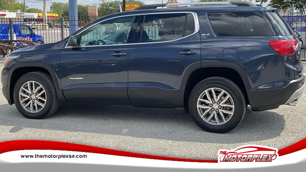 2018 GMC Acadia Image 4