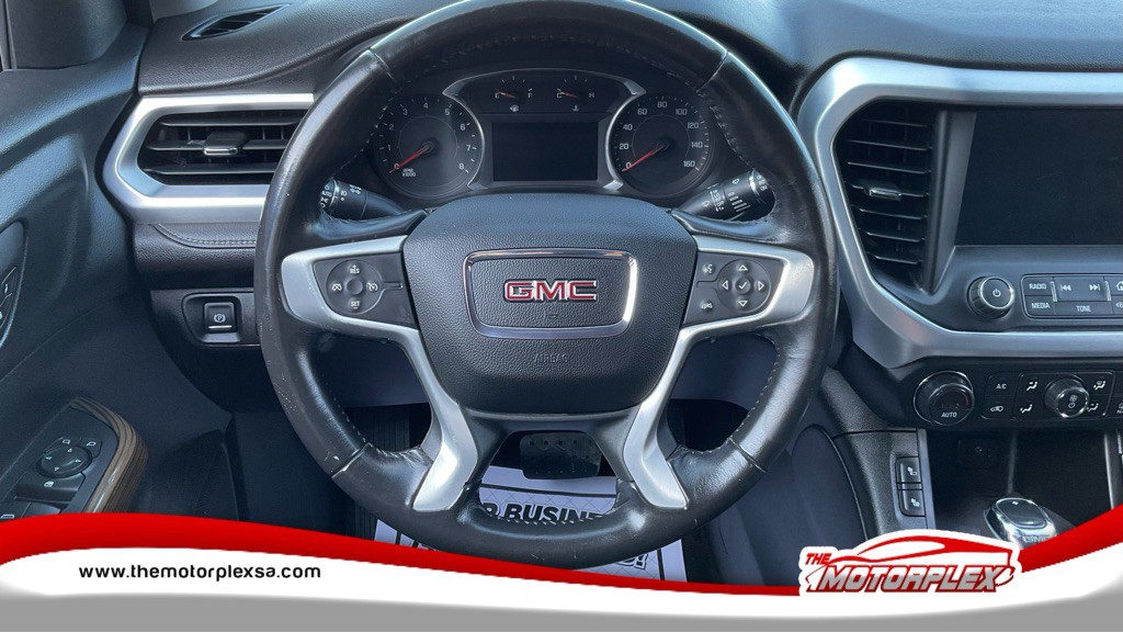 2018 GMC Acadia Image 13