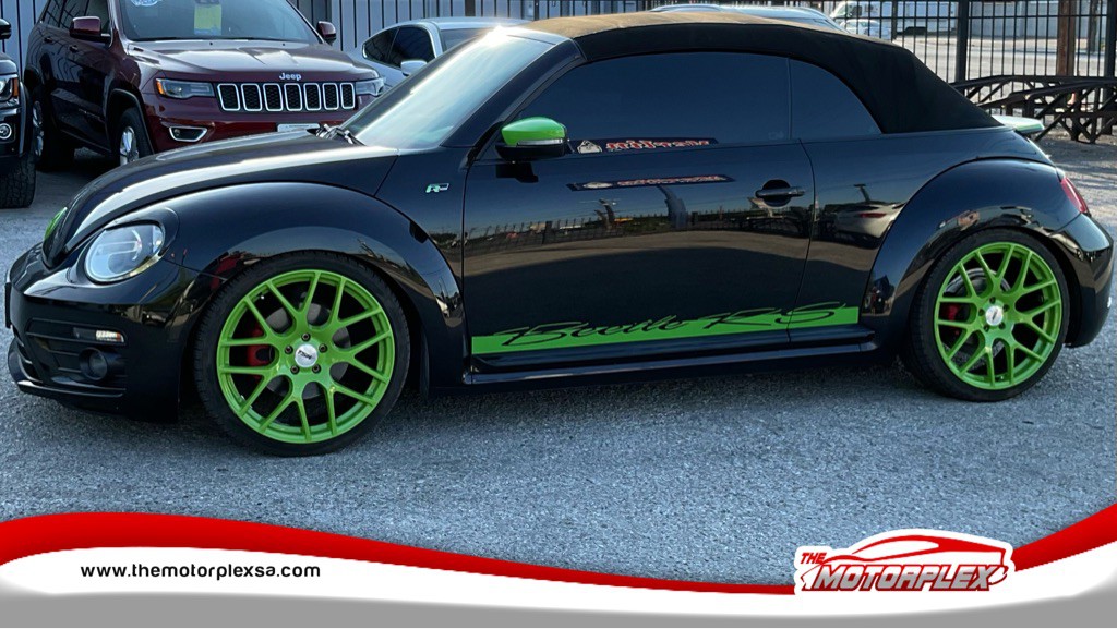 2014 Volkswagen Beetle Image 3
