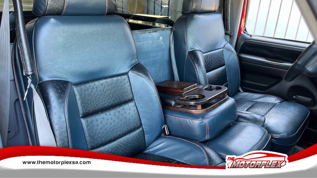 1994 Ford F-150 Image 11