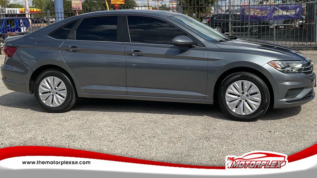 2019 Volkswagen Jetta Image 1