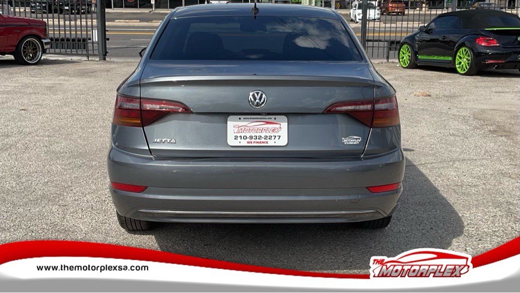2019 Volkswagen Jetta Image 5