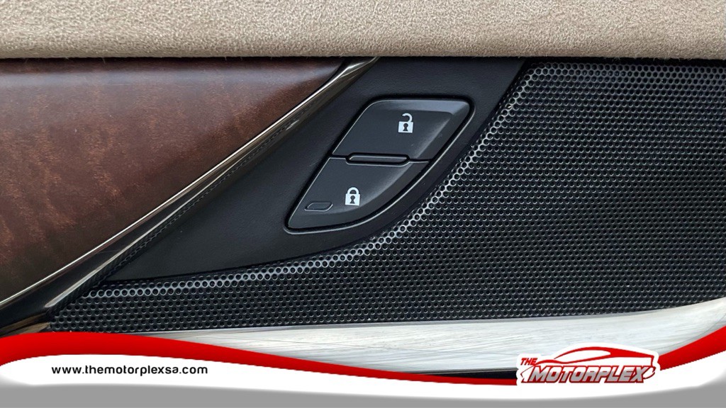 2014 Cadillac ELR Image 11