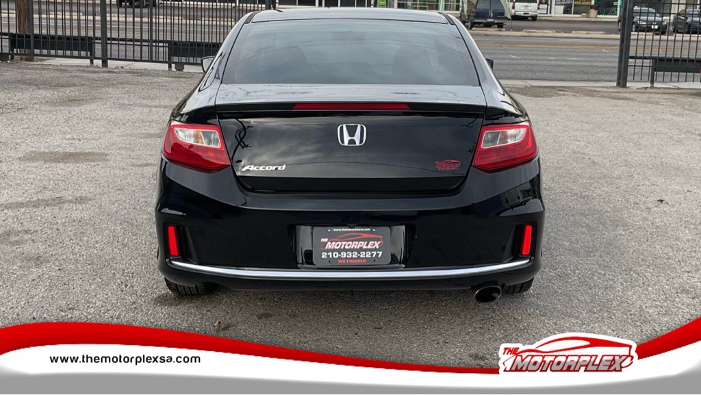 2013 Honda Accord Image 5