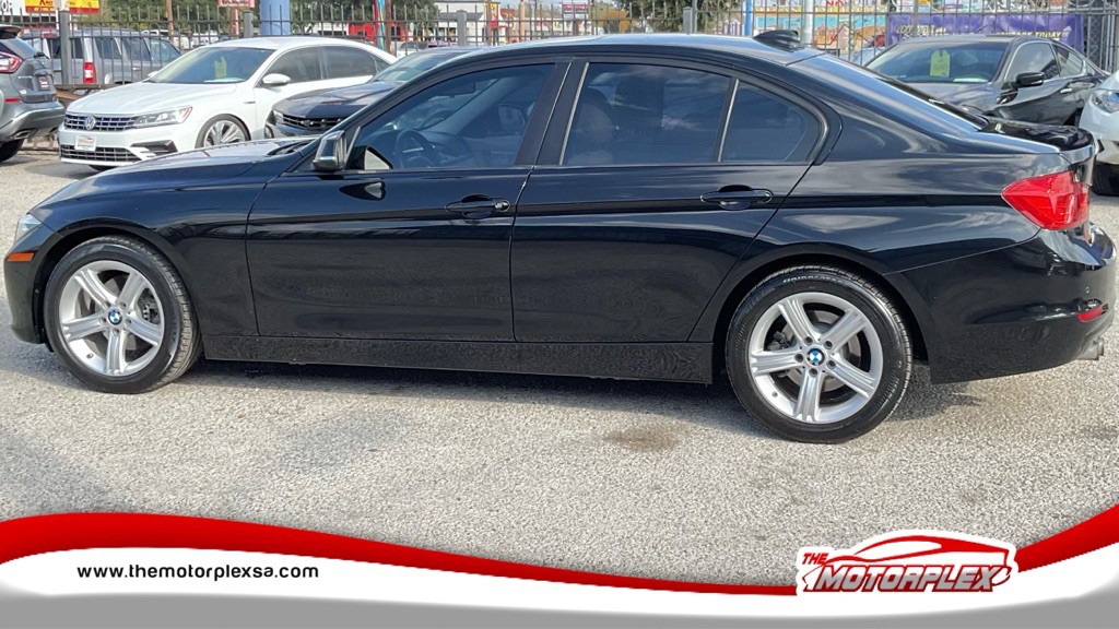 2015 BMW 3 Series Image 4