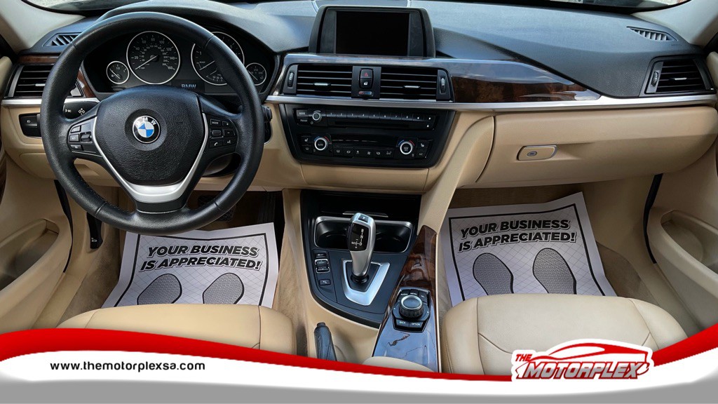 2015 BMW 3 Series Image 7