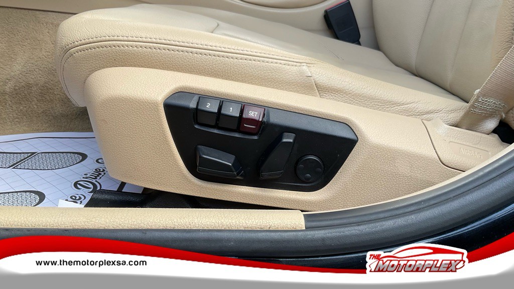 2015 BMW 3 Series Image 13