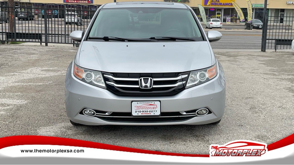 2014 Honda Odyssey Image 2