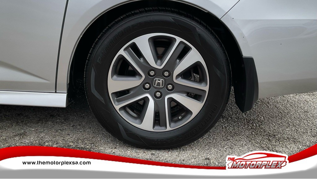 2014 Honda Odyssey Image 25