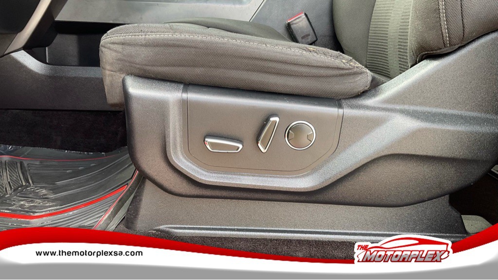 2016 Ford F-150 Image 16