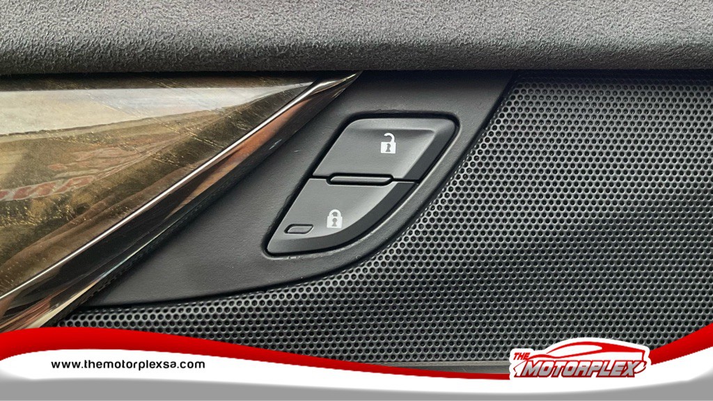 2014 Cadillac ELR Image 12