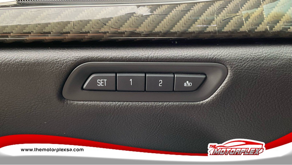 2014 Cadillac ELR Image 13