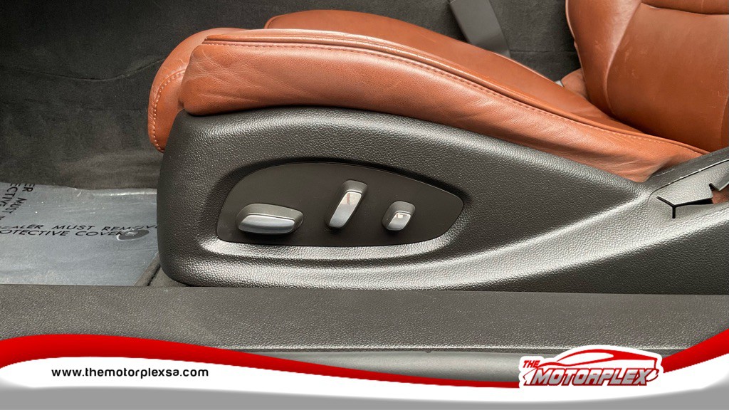 2014 Cadillac ELR Image 14