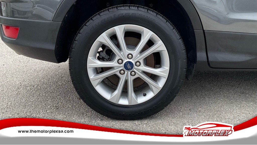 2019 Ford Escape Image 17