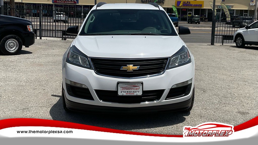 2016 Chevrolet Traverse Image 2