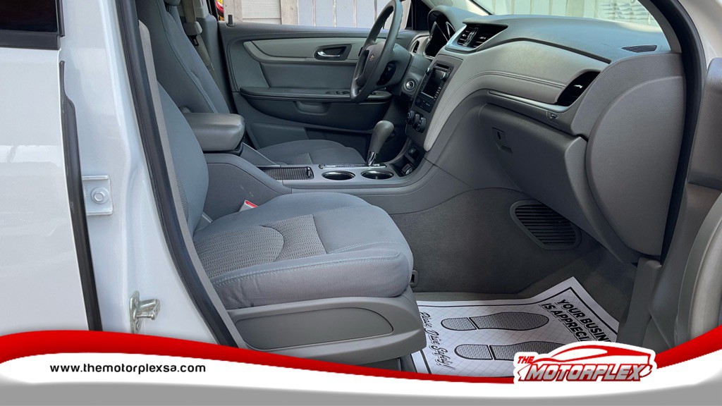 2016 Chevrolet Traverse Image 8