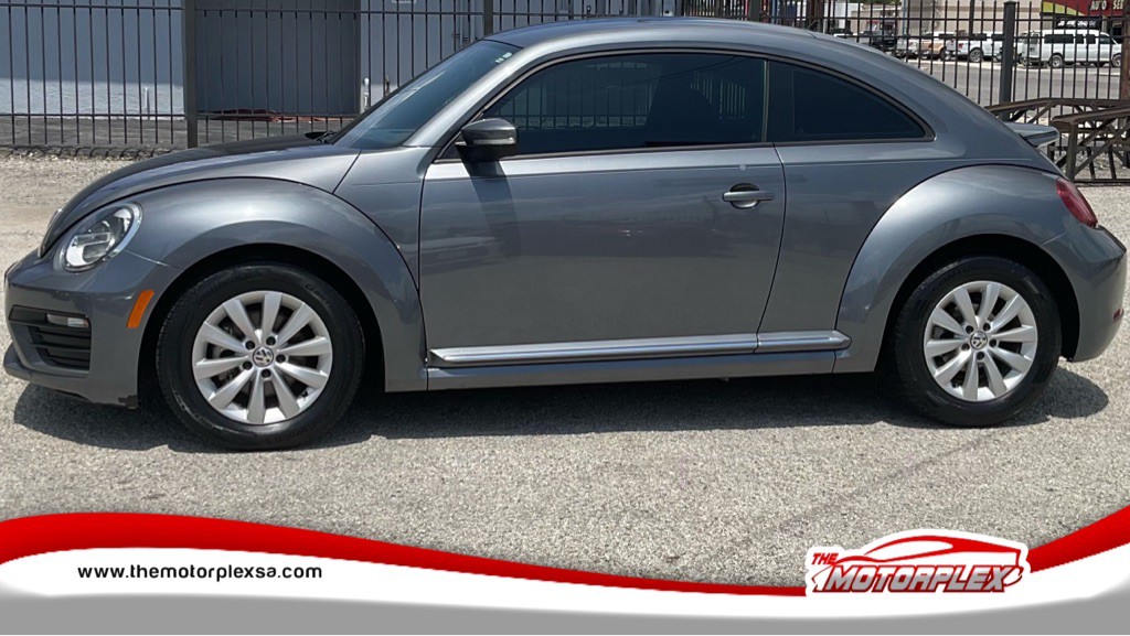 2019 Volkswagen Beetle Image 3