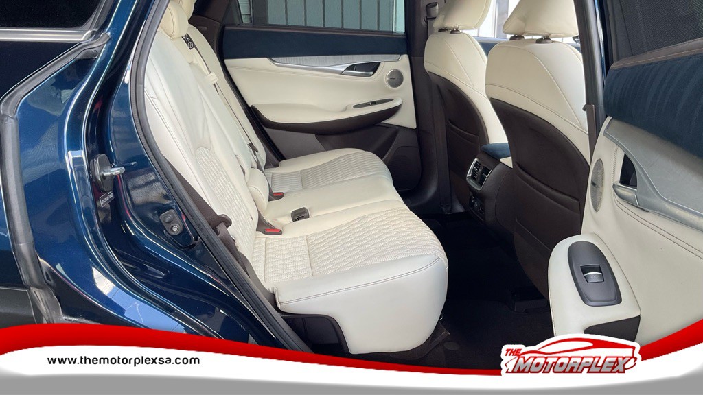 2019 INFINITI QX50 Image 10