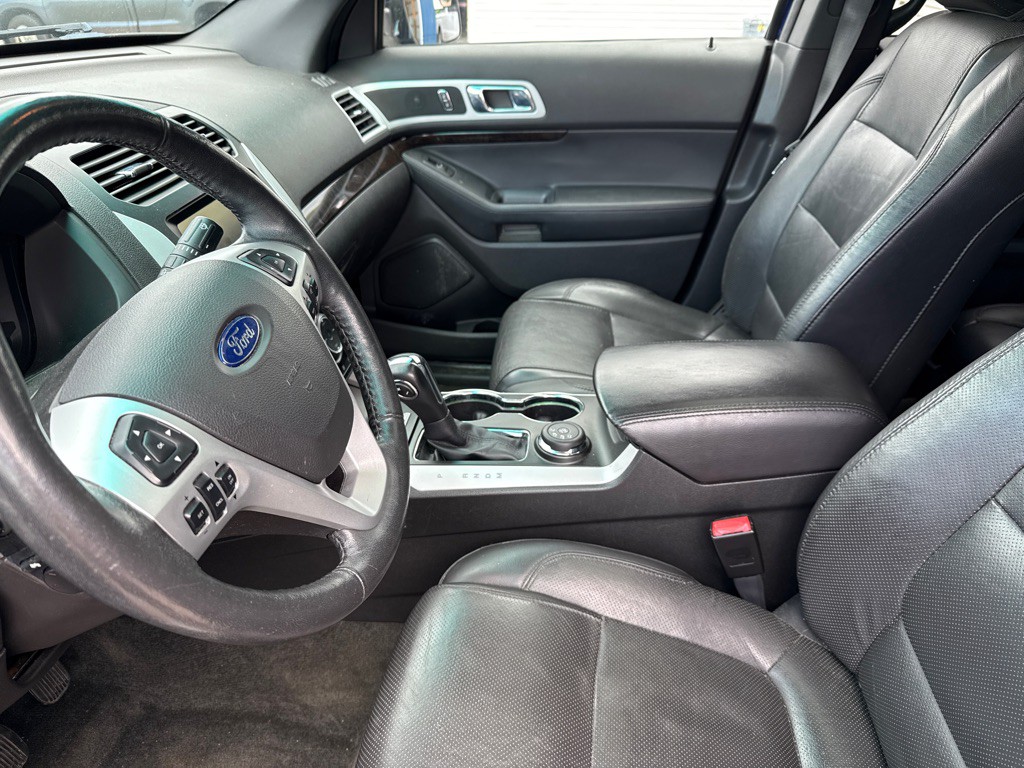 2014 Ford Explorer Image 5