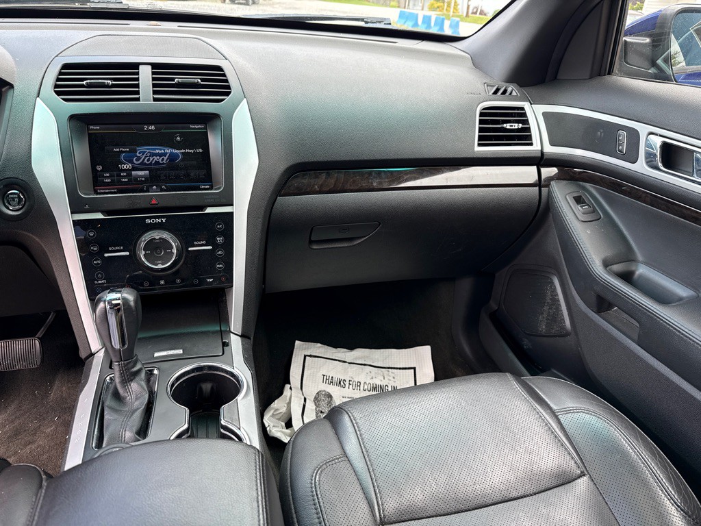 2014 Ford Explorer Image 8