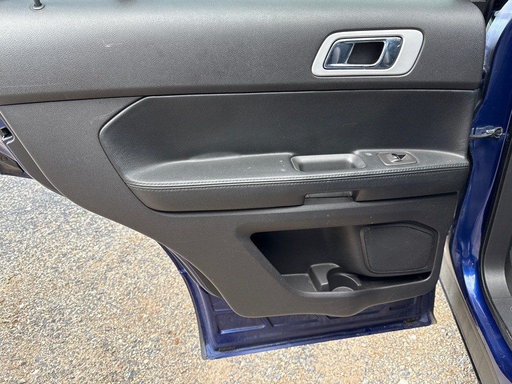 2014 Ford Explorer Image 10