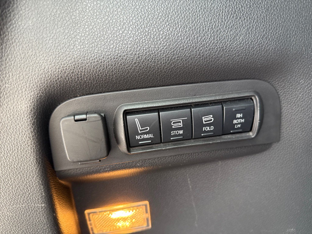 2014 Ford Explorer Image 18