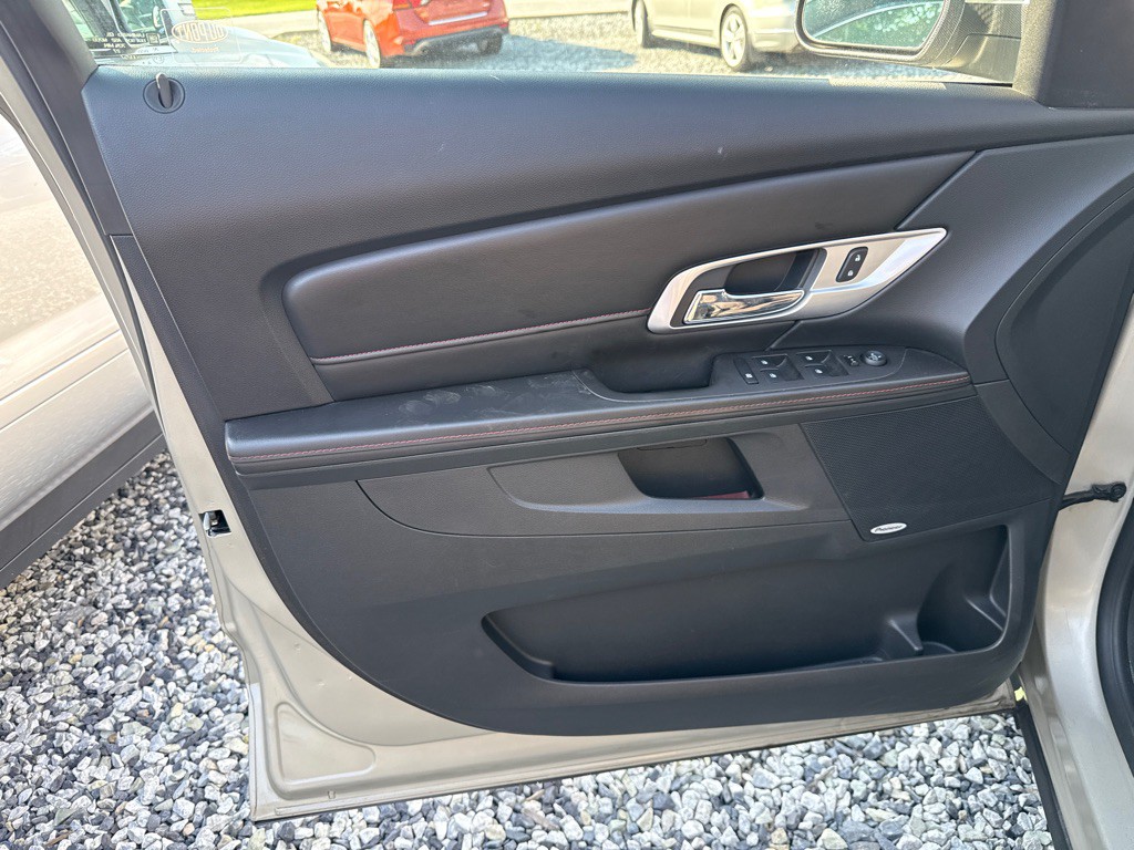 2015 GMC Terrain Image 4
