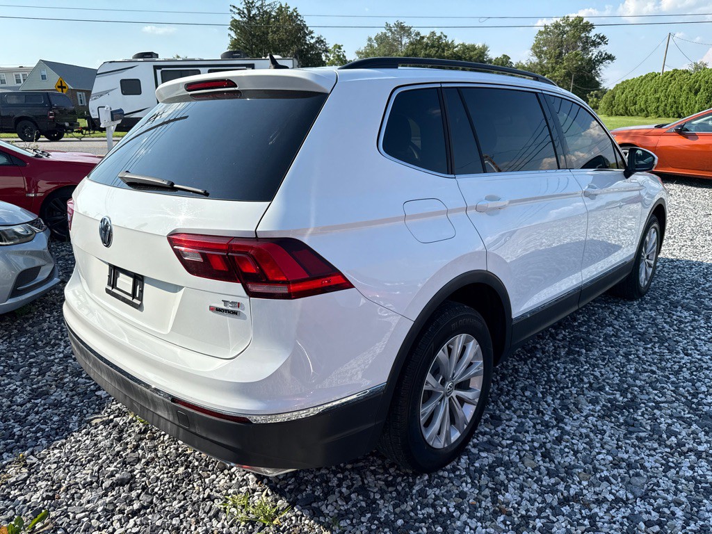 2018 Volkswagen Tiguan Image 18